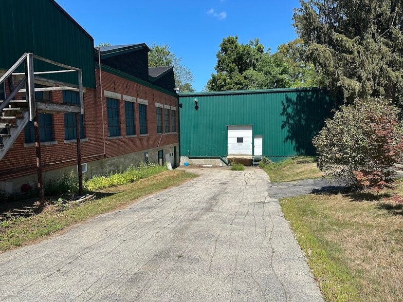10 Bartlett St, Allenstown, NH for lease - Building Photo - Image 2 of 17