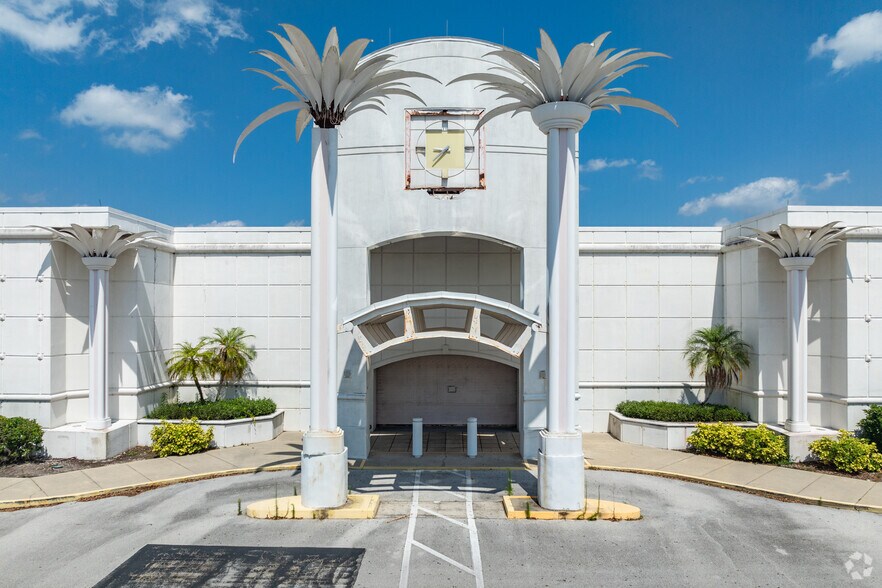 3520 US Highway 98 N, Lakeland, FL à louer - Photo du bâtiment - Image 2 de 35