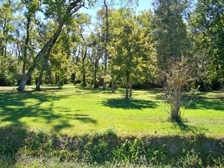 More details for 7423 Vincent Rd, Denham Springs, LA - Land for Sale