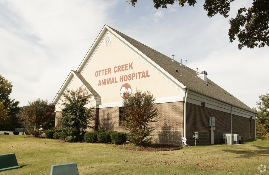 1 Otter Creek Cir, Little Rock, AR à vendre - Photo du bâtiment - Image 1 de 12