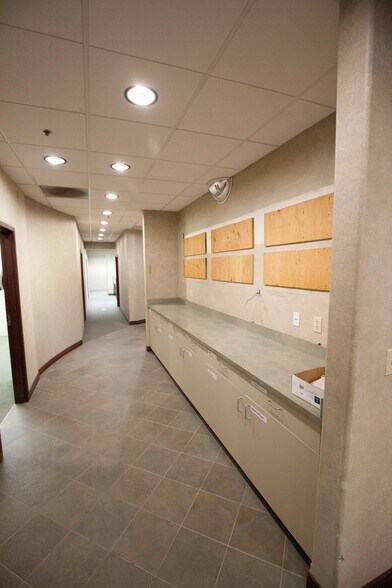 1001 S 3rd St W, Missoula, MT à vendre - Photo intérieure - Image 3 de 90