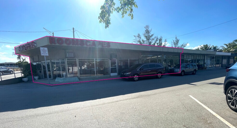 2301 NE 26th St, Fort Lauderdale, FL à vendre - Photo du bâtiment - Image 2 de 8