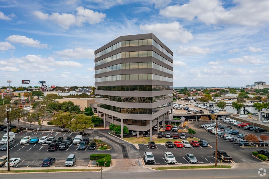 10010 San Pedro Ave, San Antonio, TX for lease - Building Photo - Image 2 of 40
