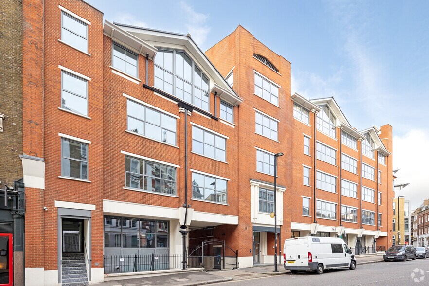 11-33 St. John St, Londres à louer - Photo du bâtiment - Image 3 de 3