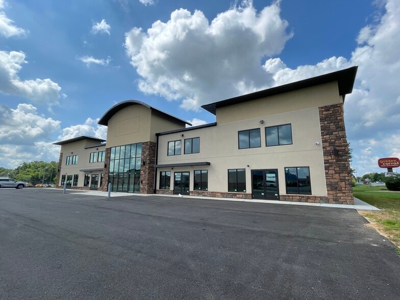 11701 Central Ave, Waldorf, MD for lease - Building Photo - Image 2 of 8