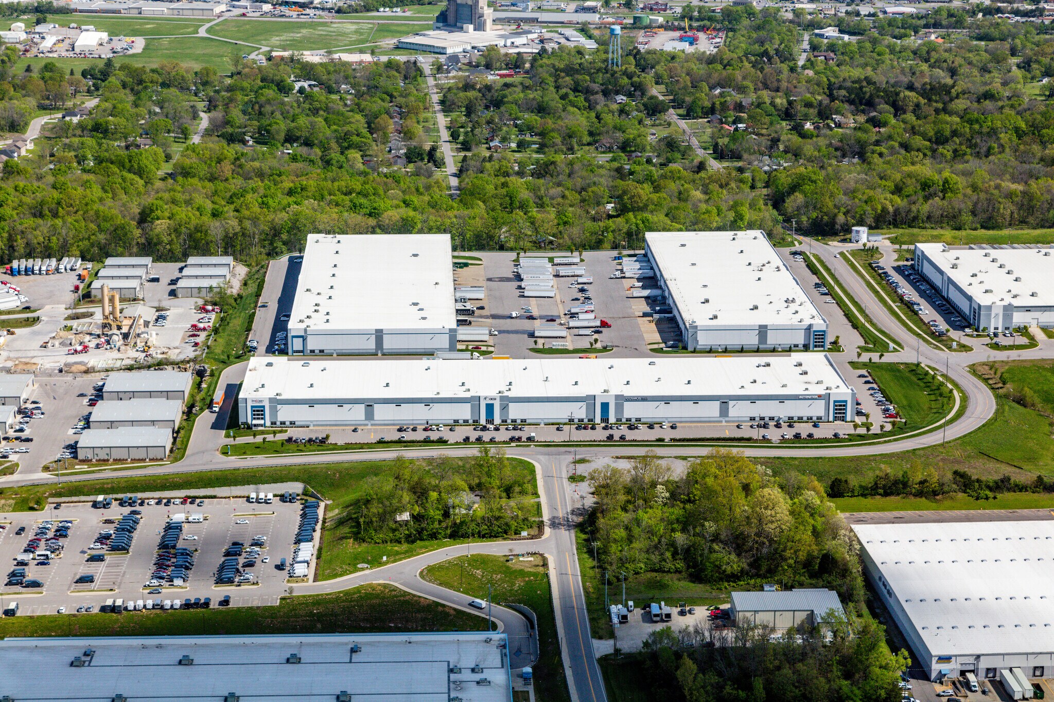 400 Mason Rd, La Vergne, TN for lease Primary Photo- Image 1 of 9