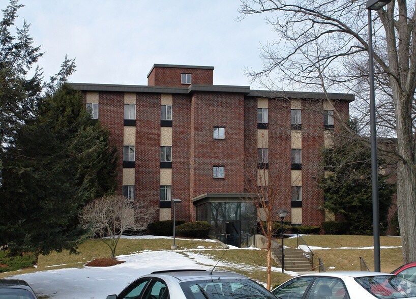 391 Totten Pond Rd, Waltham, MA à vendre - Photo du bâtiment - Image 2 de 8