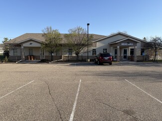 Plus de détails pour 1320 County Road D E, Maplewood, MN - Commerce de détail à vendre