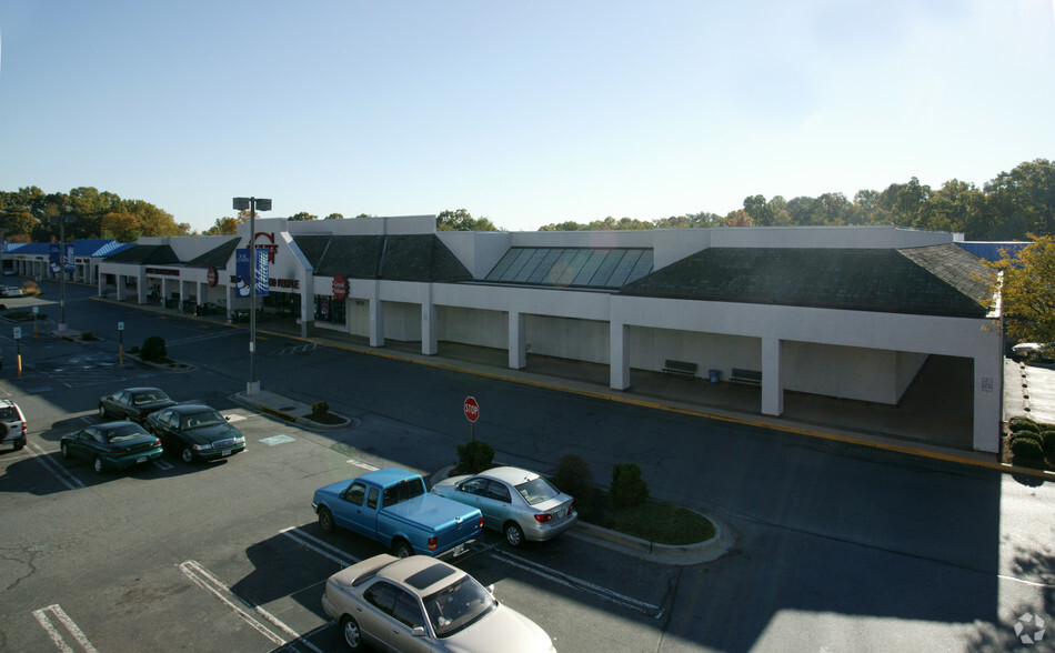 19703-19773 N Frederick Rd, Germantown, MD for lease - Primary Photo - Image 1 of 13