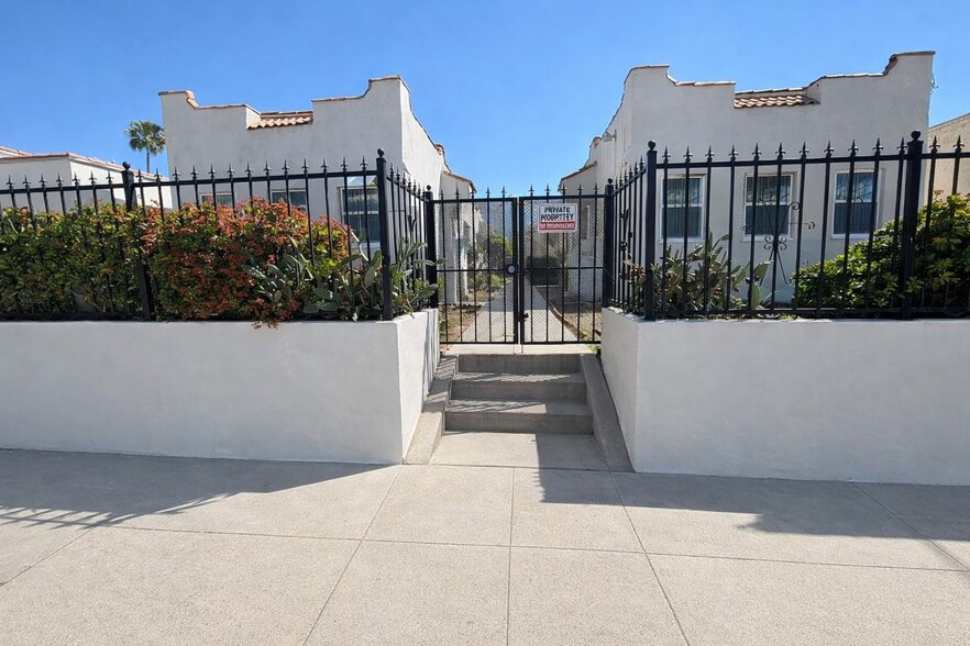 1246-1248 N Kenmore Ave, Los Angeles, CA for sale - Building Photo - Image 2 of 8