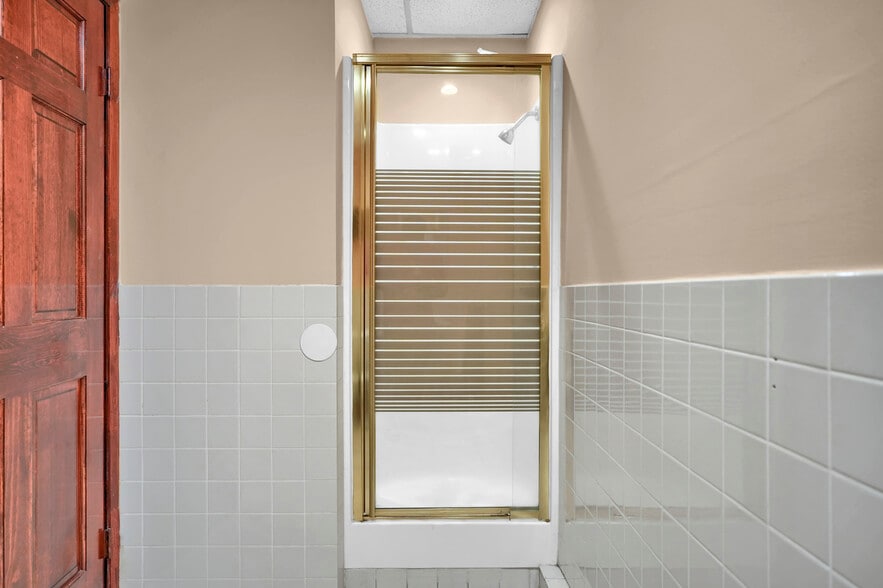 3317-3347 NW 74th St, Miami, FL for sale - Building Photo - Image 2 of 36