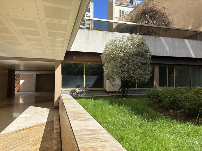 71-73 Avenue Des Ternes, Paris for lease - Building Photo - Image 3 of 13