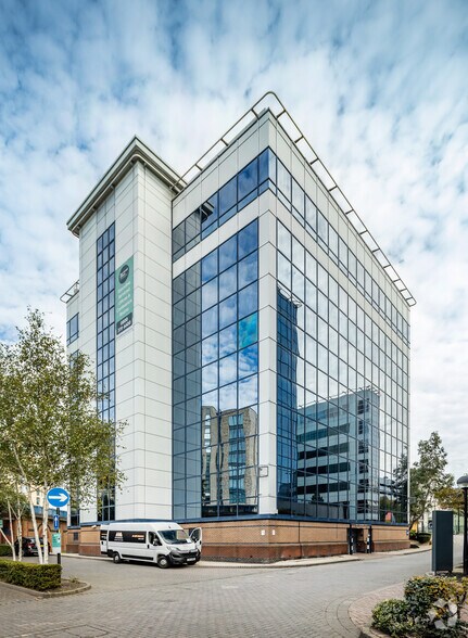 2 Exchange Quay, Salford à louer - Photo du bâtiment - Image 3 de 21
