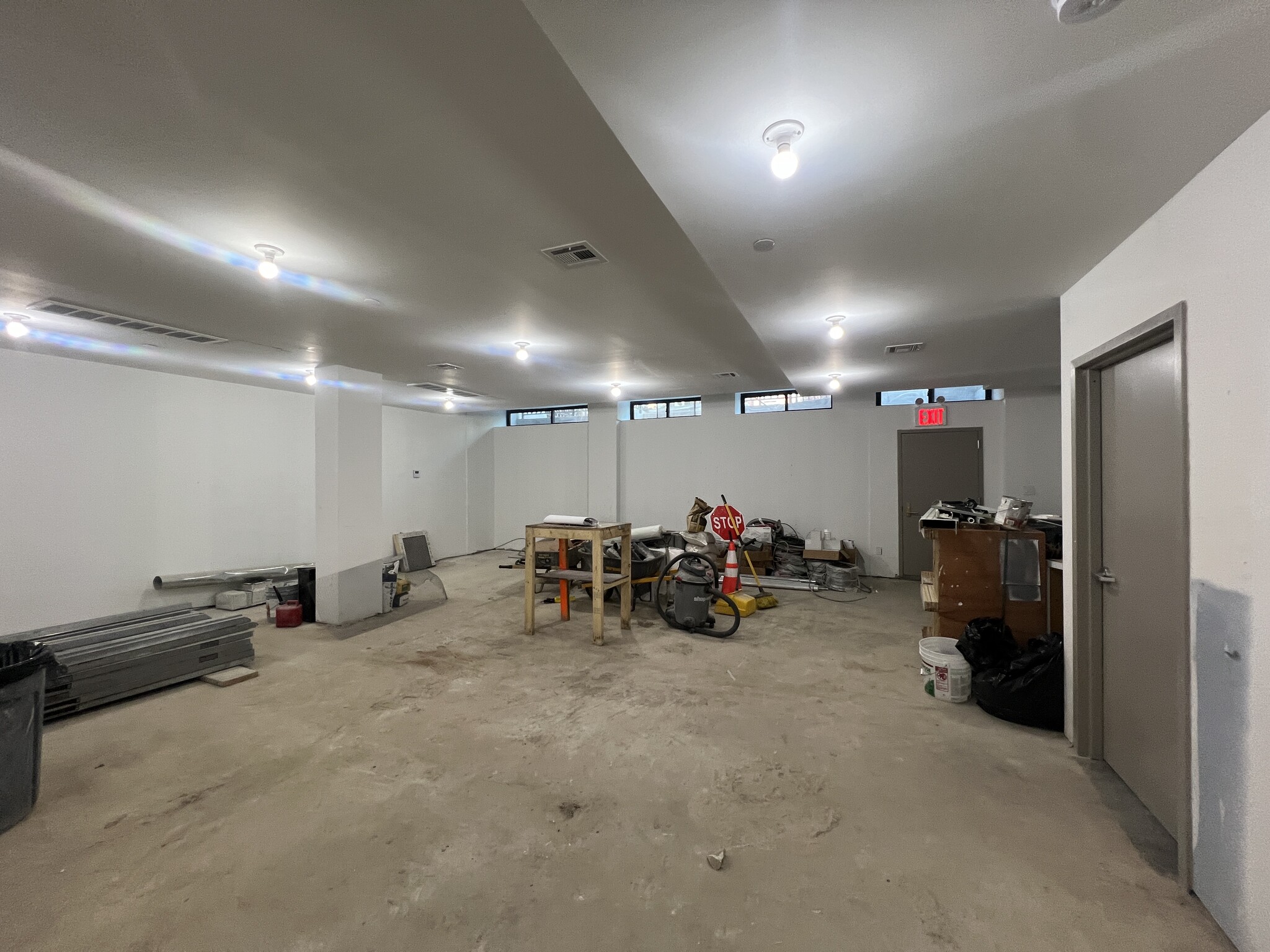 952 Bedford Ave, Brooklyn, NY for lease Interior Photo- Image 1 of 8