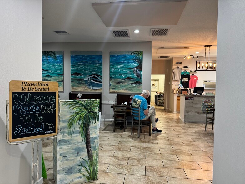 165 N Yonge St, Ormond Beach, FL à vendre - Photo du bâtiment - Image 3 de 24