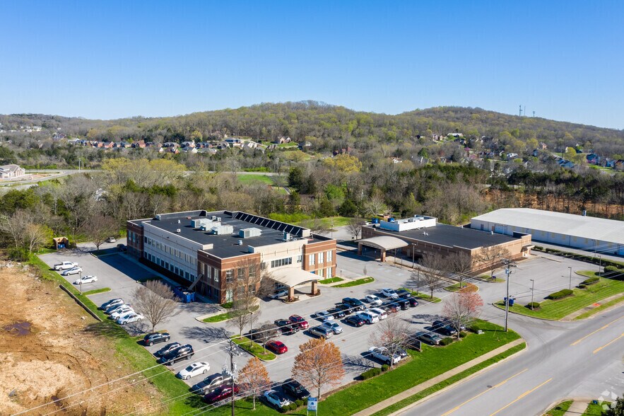 537 Stonecrest Dr, Smyrna, TN à louer - Aérien - Image 2 de 6