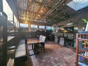 103 W 70th St, New York, NY for lease Interior Photo- Image 2 of 8