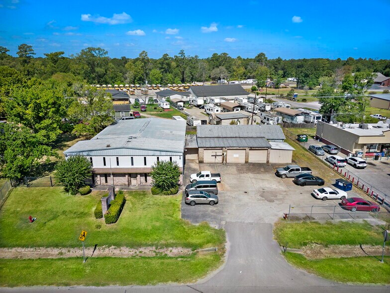 20820 Loop 494, New Caney, TX à vendre - Photo du bâtiment - Image 2 de 20