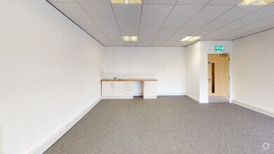 Leeside Rd, London for lease Matterport 3D Scan- Image 1 of 6