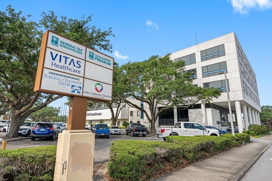 115 S Missouri Ave, Lakeland, FL for lease - Building Photo - Image 1 of 11