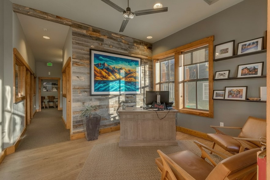 10010 Church St, Truckee, CA for sale - Building Photo - Image 3 of 16