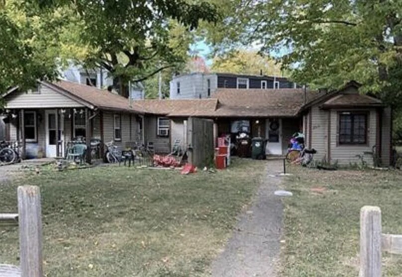 Gem City 17 portefeuille de 3 propriétés à vendre sur LoopNet.ca - Photo du bâtiment - Image 3 de 10