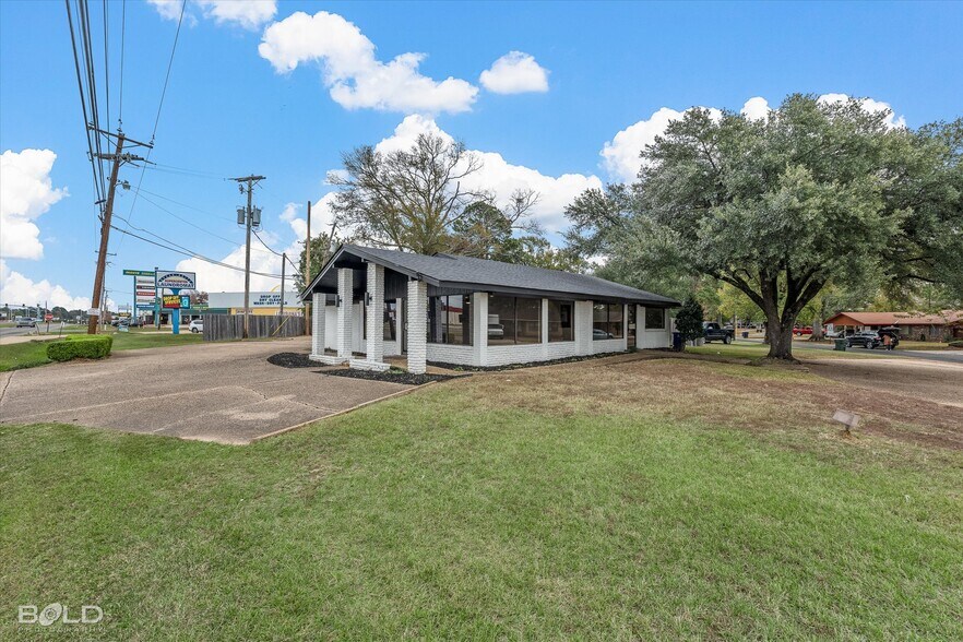 9099 Mansfield Rd, Shreveport, LA à vendre - Photo du bâtiment - Image 3 de 55