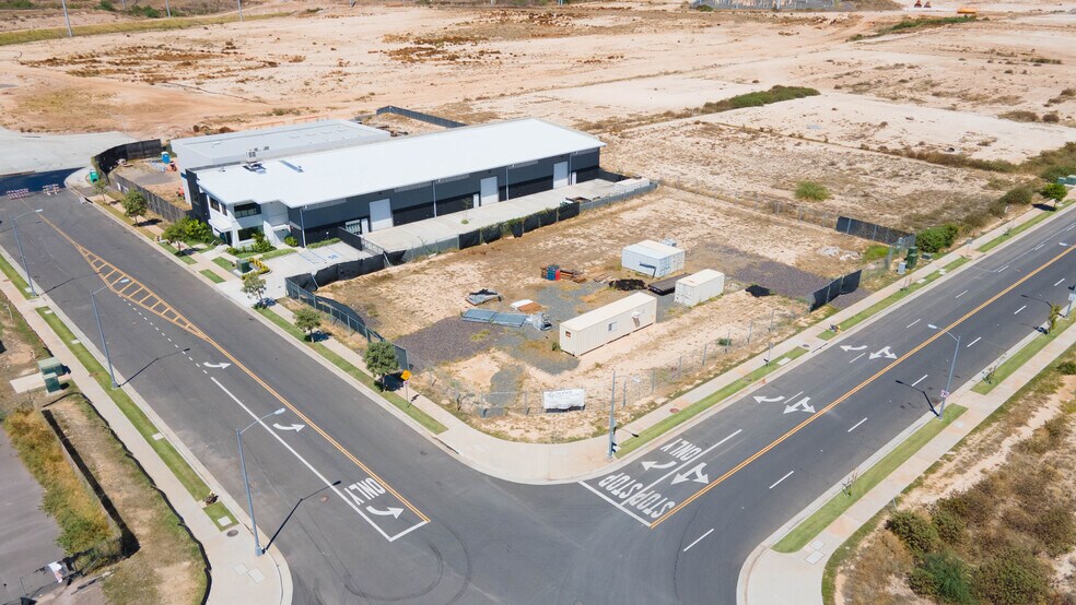 91-571 Kapolei Kai St, Kapolei, HI à vendre - Photo du bâtiment - Image 2 de 10