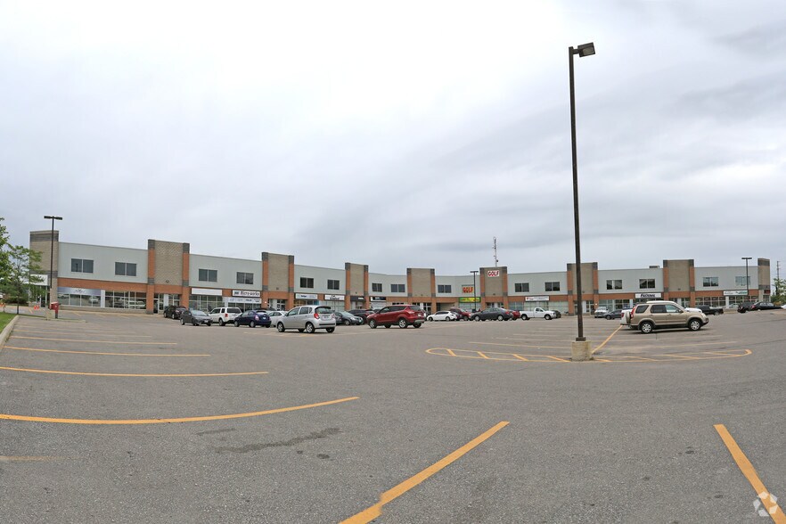 431 Bayview Dr, Barrie, ON à louer - Photo du bâtiment - Image 2 de 6