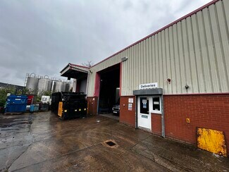 Plus de détails pour 39-40 Lichfield Road Industrial Estate, Tamworth - Industriel à vendre