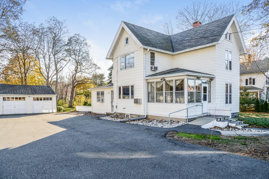 68 Main St, Centerbrook, CT for sale - Primary Photo - Image 1 of 1