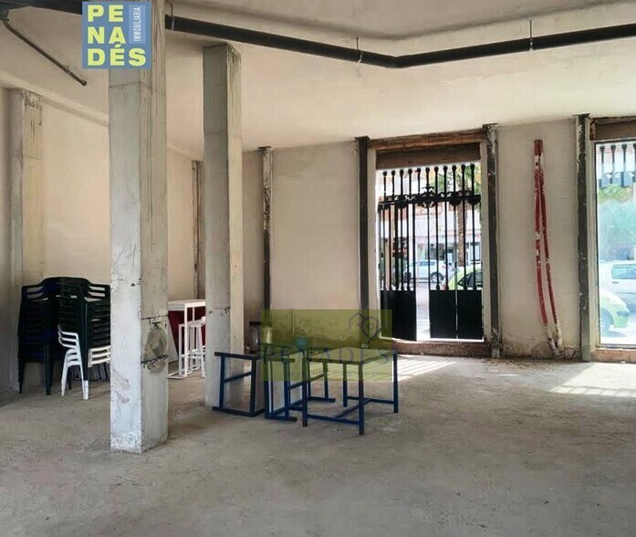 Retail in València for sale - Interior Photo - Image 2 of 4