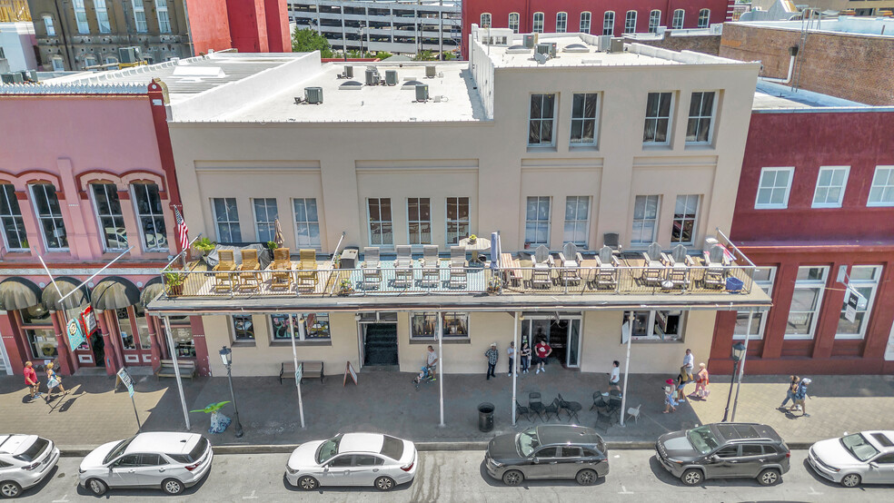 2119 Strand St, Galveston, TX for sale - Building Photo - Image 1 of 50