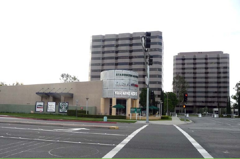 545 Anton Blvd, Costa Mesa, CA à louer - Photo du bâtiment - Image 2 de 5
