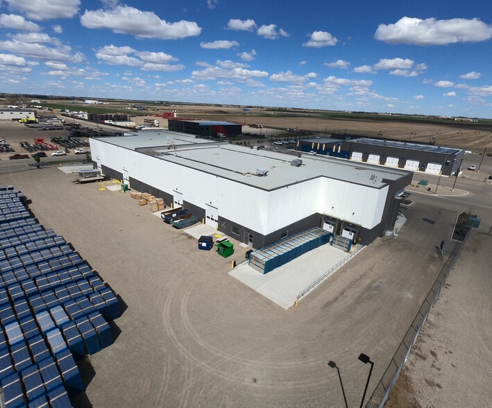 1027 11 Ave, Coaldale, AB for lease - Building Photo - Image 3 of 6