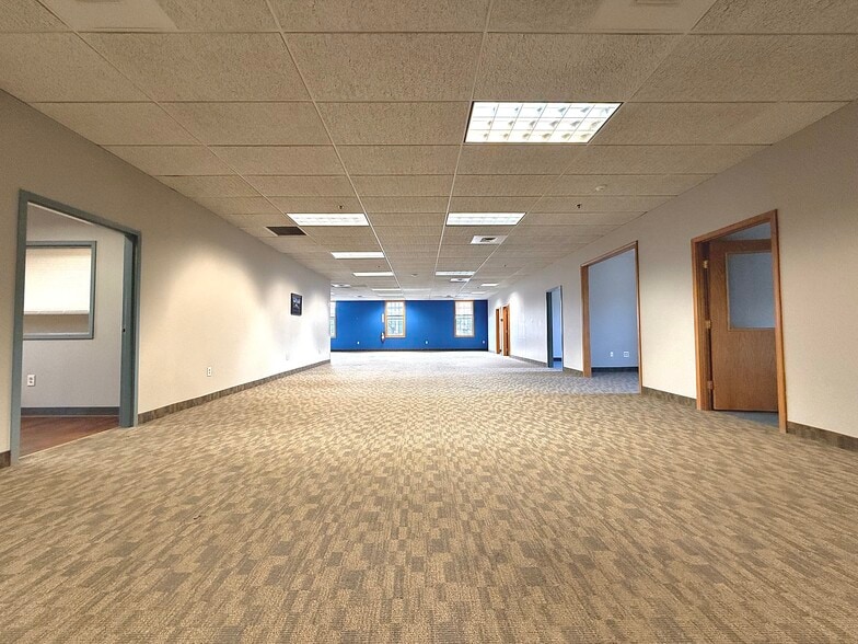 39 Delevan St, Rochester, NY for lease - Building Photo - Image 3 of 7
