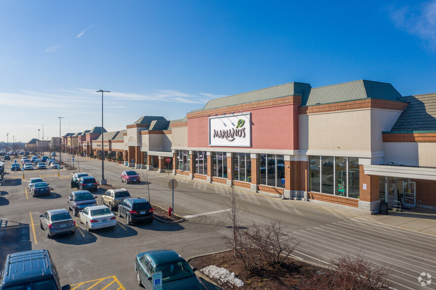 140-166 S Gary Ave, Bloomingdale, IL for sale - Primary Photo - Image 1 of 1