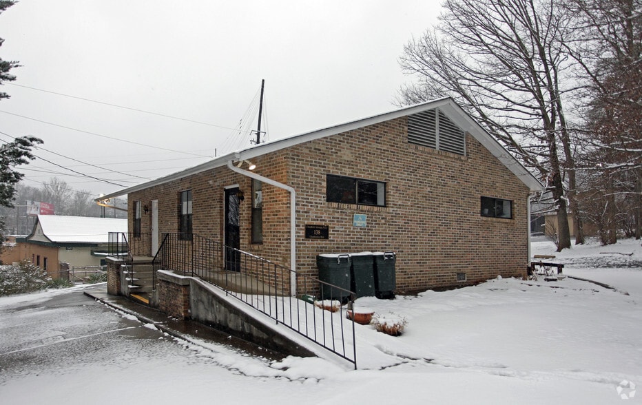138 Chamberlain Blvd SE, Knoxville, TN for lease - Primary Photo - Image 1 of 9