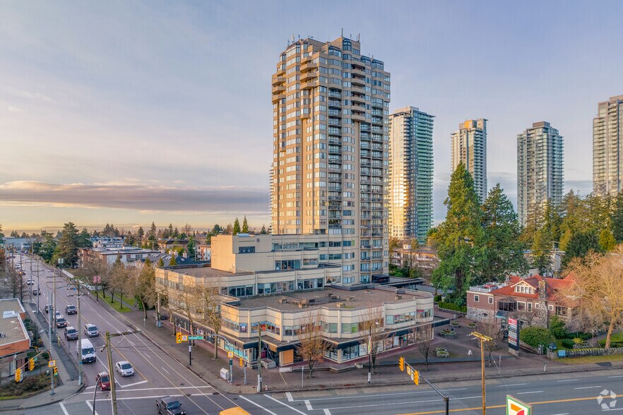5172 Kingsway, Burnaby, BC à louer - Photo du bâtiment - Image 1 de 16
