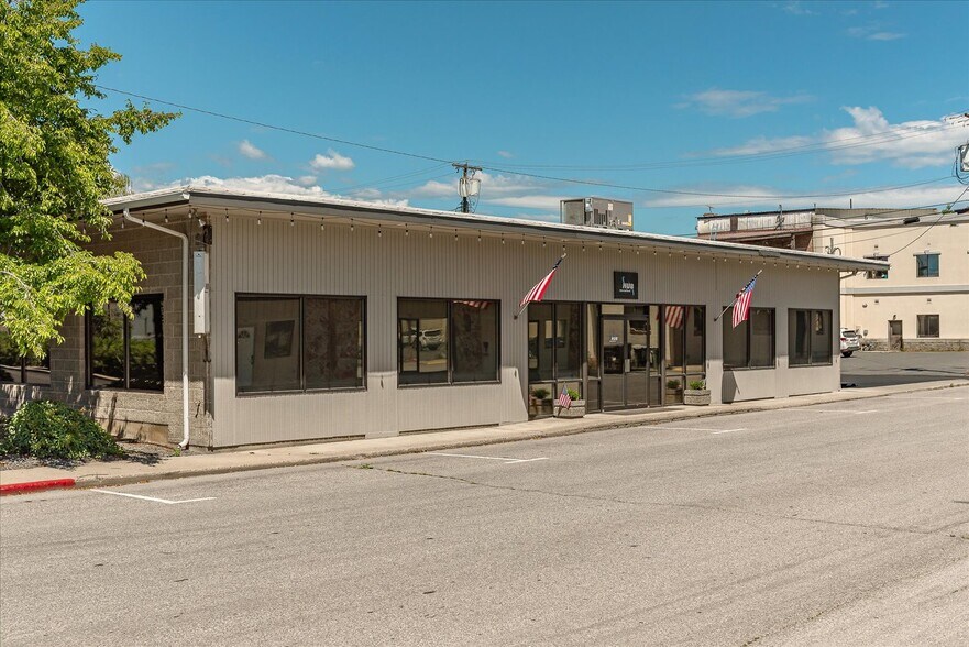 106 S 2ND E St, Chewelah, WA for lease - Primary Photo - Image 1 of 5