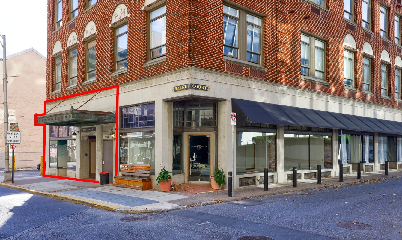 208-210 Walnut St, Harrisburg, PA for lease Building Photo- Image 1 of 3