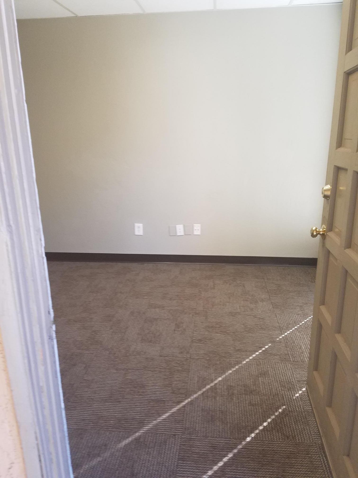 2942 N 24th St, Phoenix, AZ for sale Interior Photo- Image 1 of 18