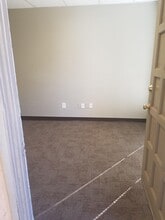 2942 N 24th St, Phoenix, AZ for sale Interior Photo- Image 1 of 18