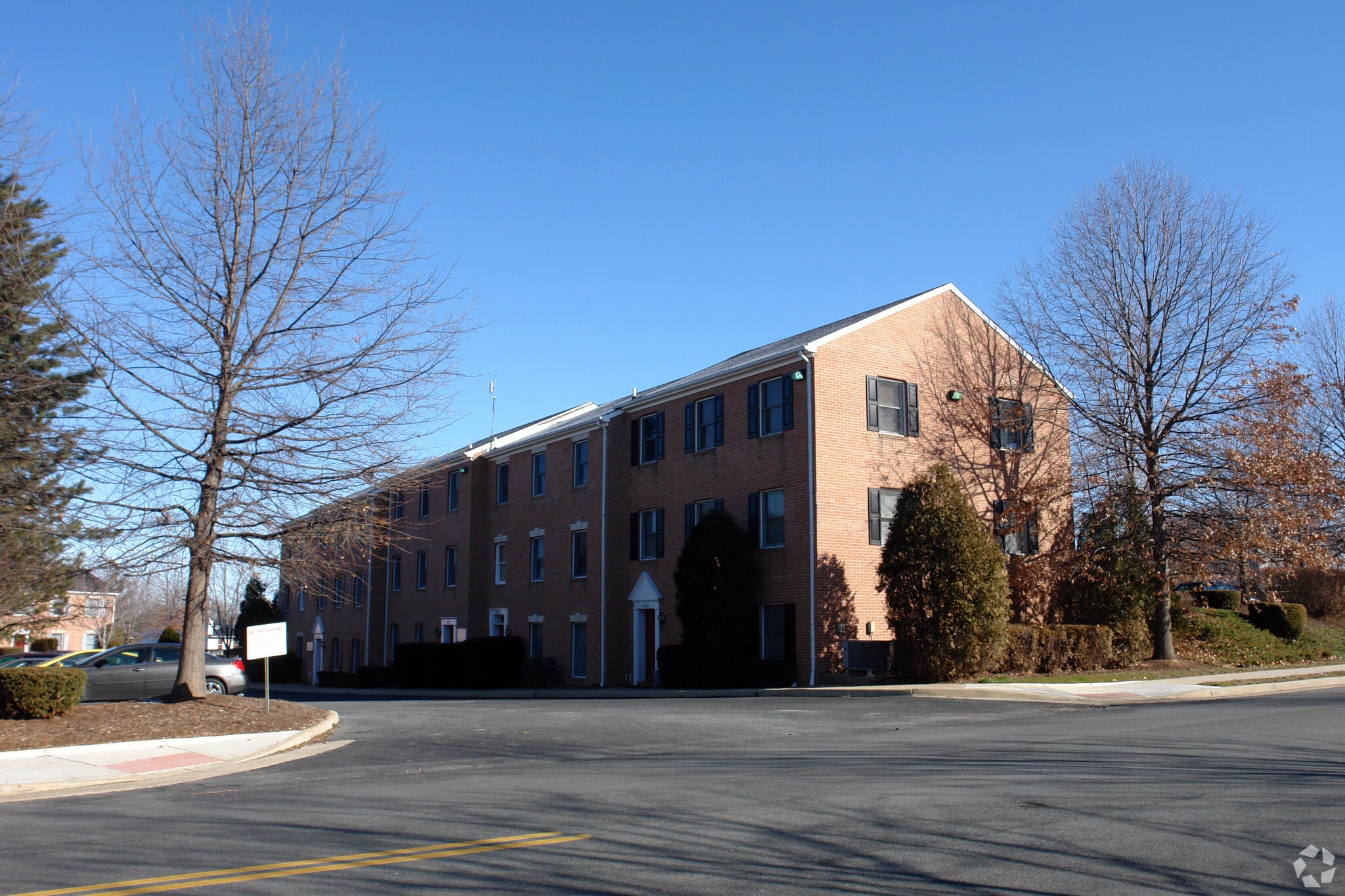 891-899 Harrison St SE, Leesburg, VA à vendre Photo principale- Image 1 de 10