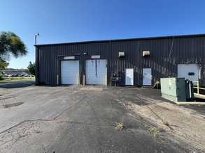 5111-5121 E ML Ave, Kalamazoo, MI for lease Interior Photo- Image 1 of 2