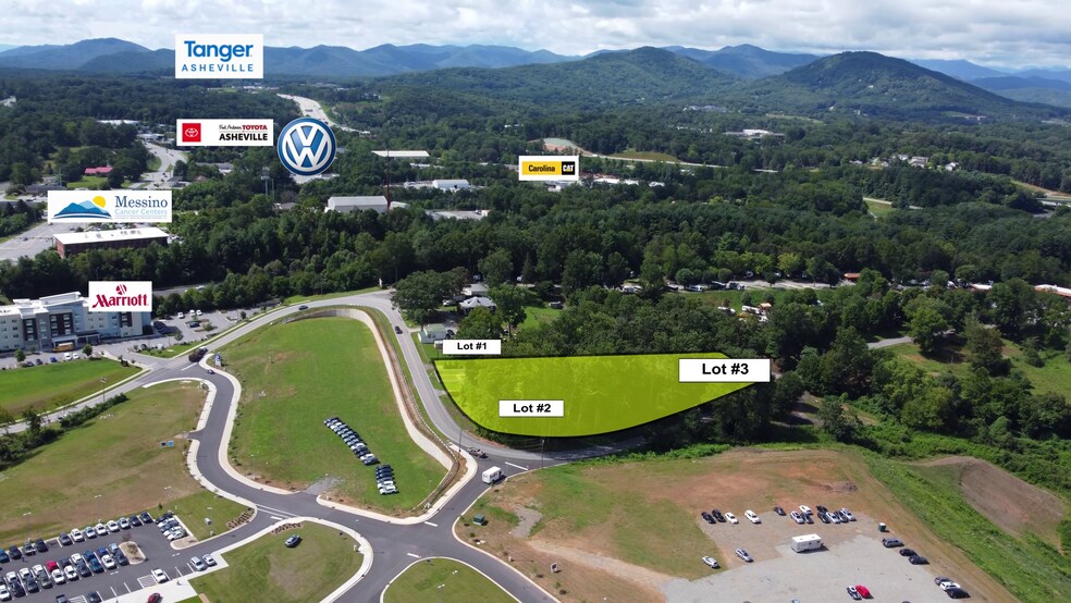 115 S Bear Creek Rd, Asheville, NC à vendre - Photo du bâtiment - Image 2 de 27
