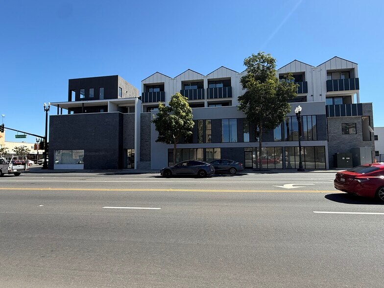 101 Main St, El Cajon, CA à louer - Photo du bâtiment - Image 2 de 11