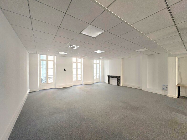 29 Rue De La Republique, Marseille à louer - Photo intérieure - Image 3 de 8
