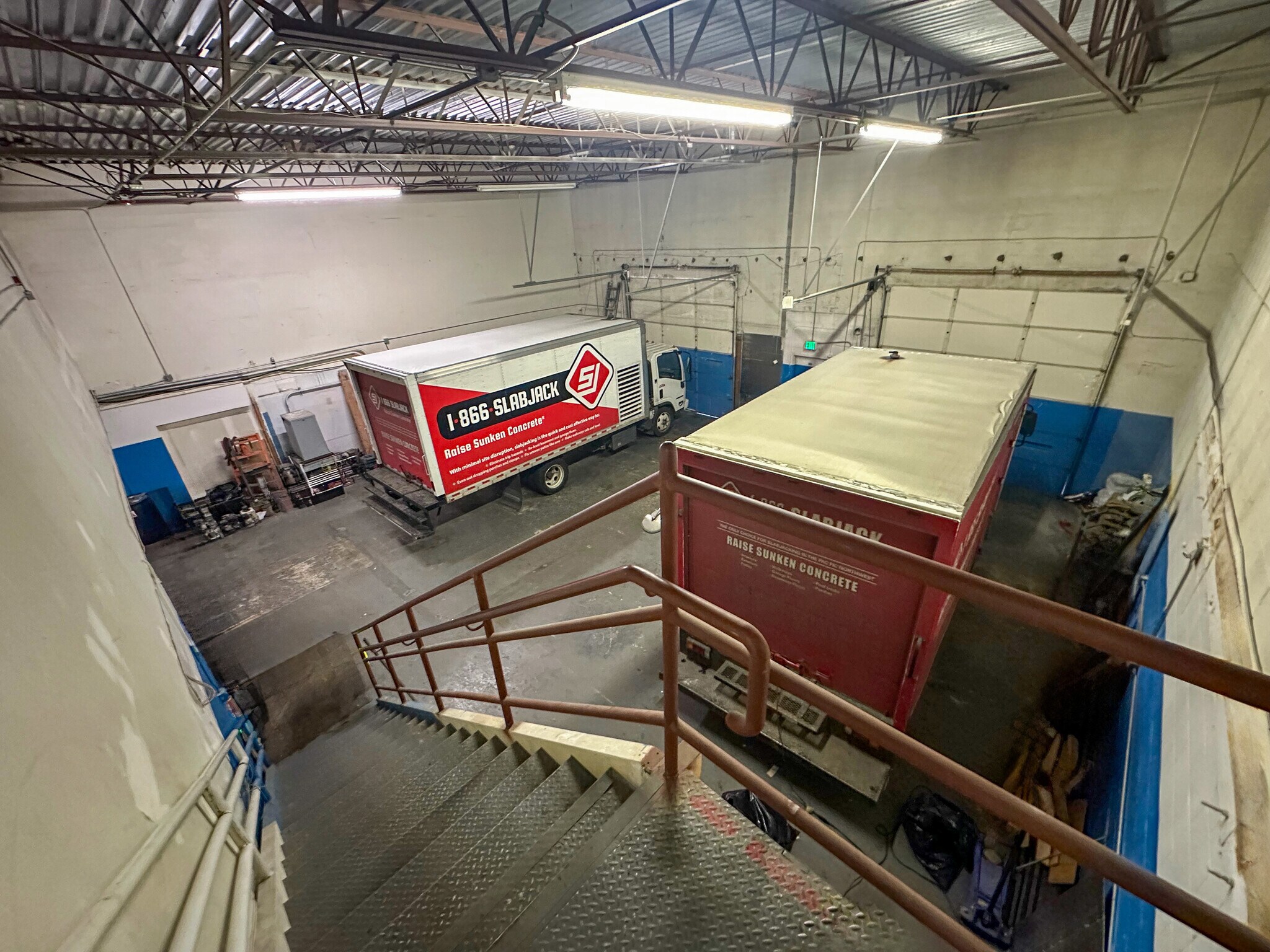 6116 211th St SW, Lynnwood, WA for lease Interior Photo- Image 1 of 6