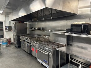 11801 N 23rd Ave, Boise, ID for lease Interior Photo- Image 2 of 9